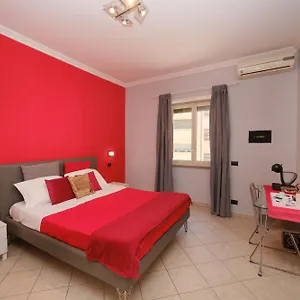  Bed & Breakfast Midnight In Vatican Italy